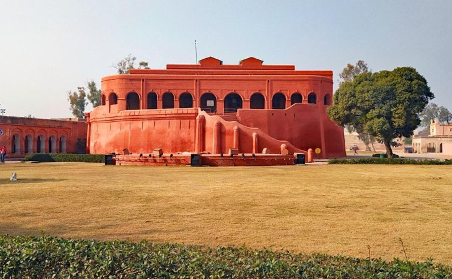 Hotel Rv Golden Amritsar Bagian luar foto