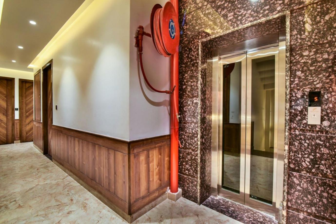 Hotel Rv Golden Amritsar Bagian luar foto