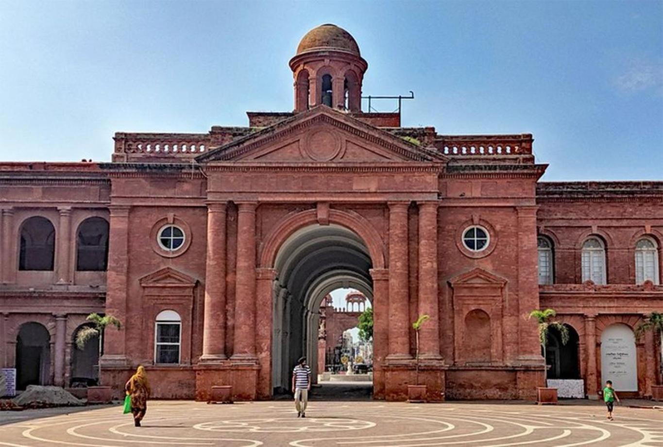 Hotel Rv Golden Amritsar Bagian luar foto