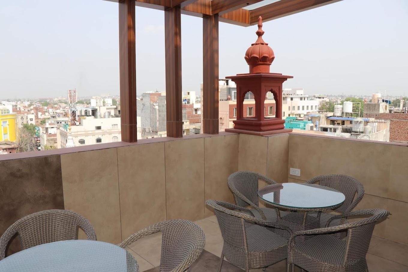 Hotel Rv Golden Amritsar Bagian luar foto
